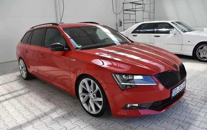 Skoda Superb cena 87900 przebieg: 137000, rok produkcji 2016 z Gorlice małe 742